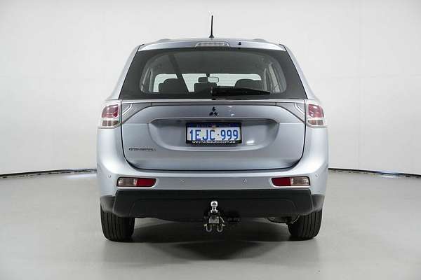 2013 Mitsubishi Outlander ES (4x2) ZJ