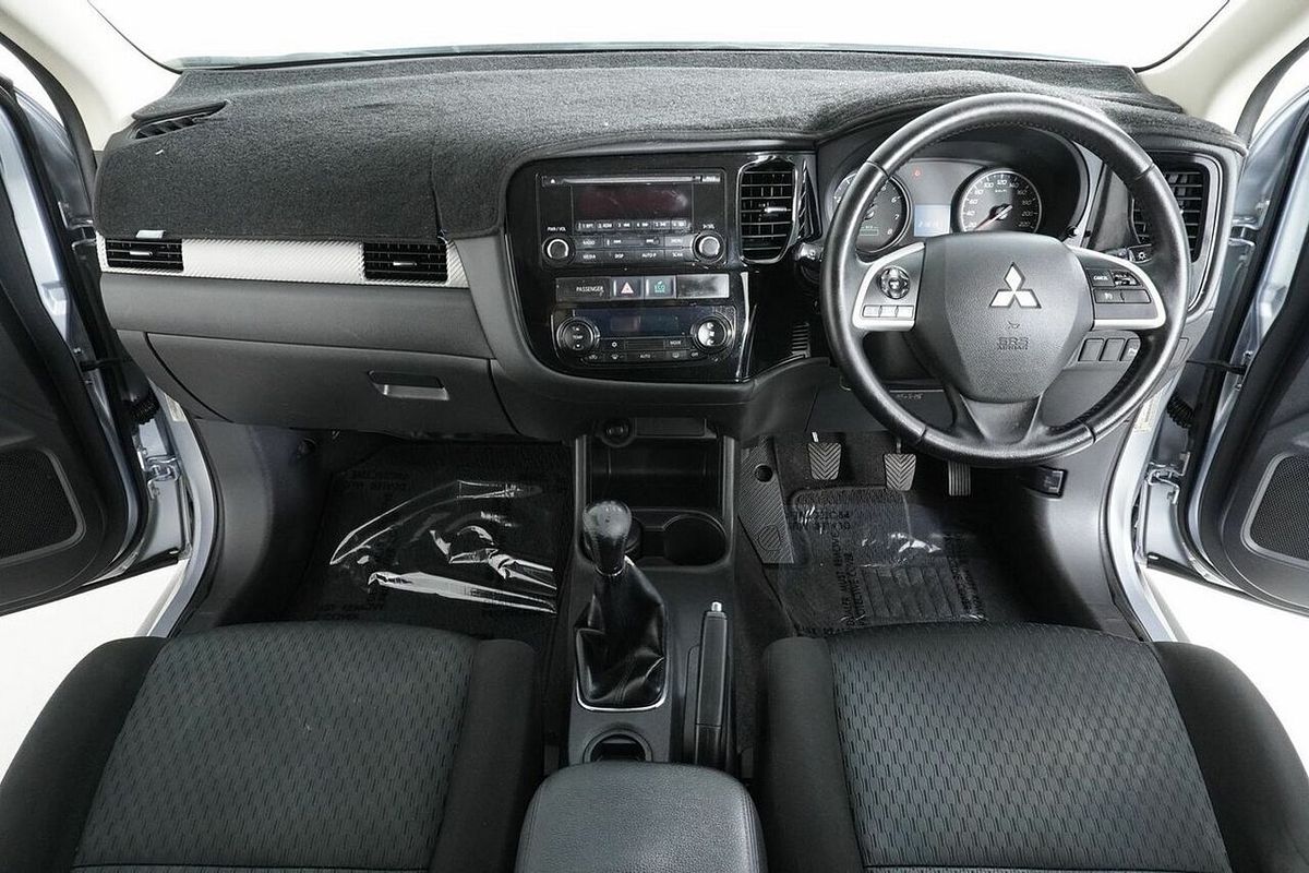 2013 Mitsubishi Outlander ES (4x2) ZJ
