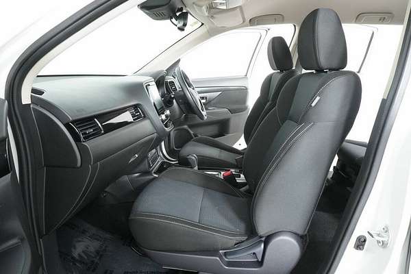 2021 Mitsubishi Outlander ES 7 Seat (2WD) ZL MY21