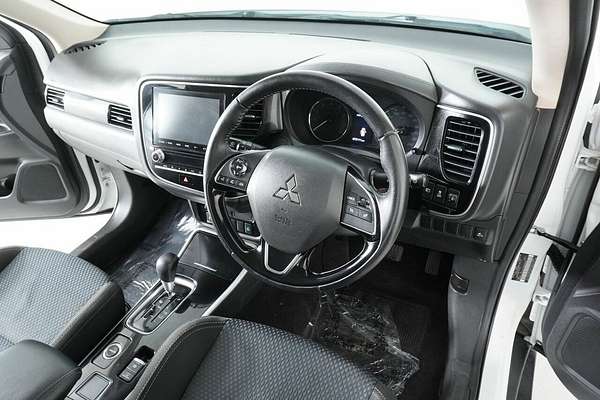 2020 Mitsubishi Outlander ES 7 Seat (AWD) ZL MY20