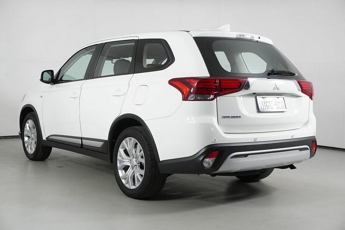 2021 Mitsubishi Outlander ES 7 Seat (2WD) ZL MY21