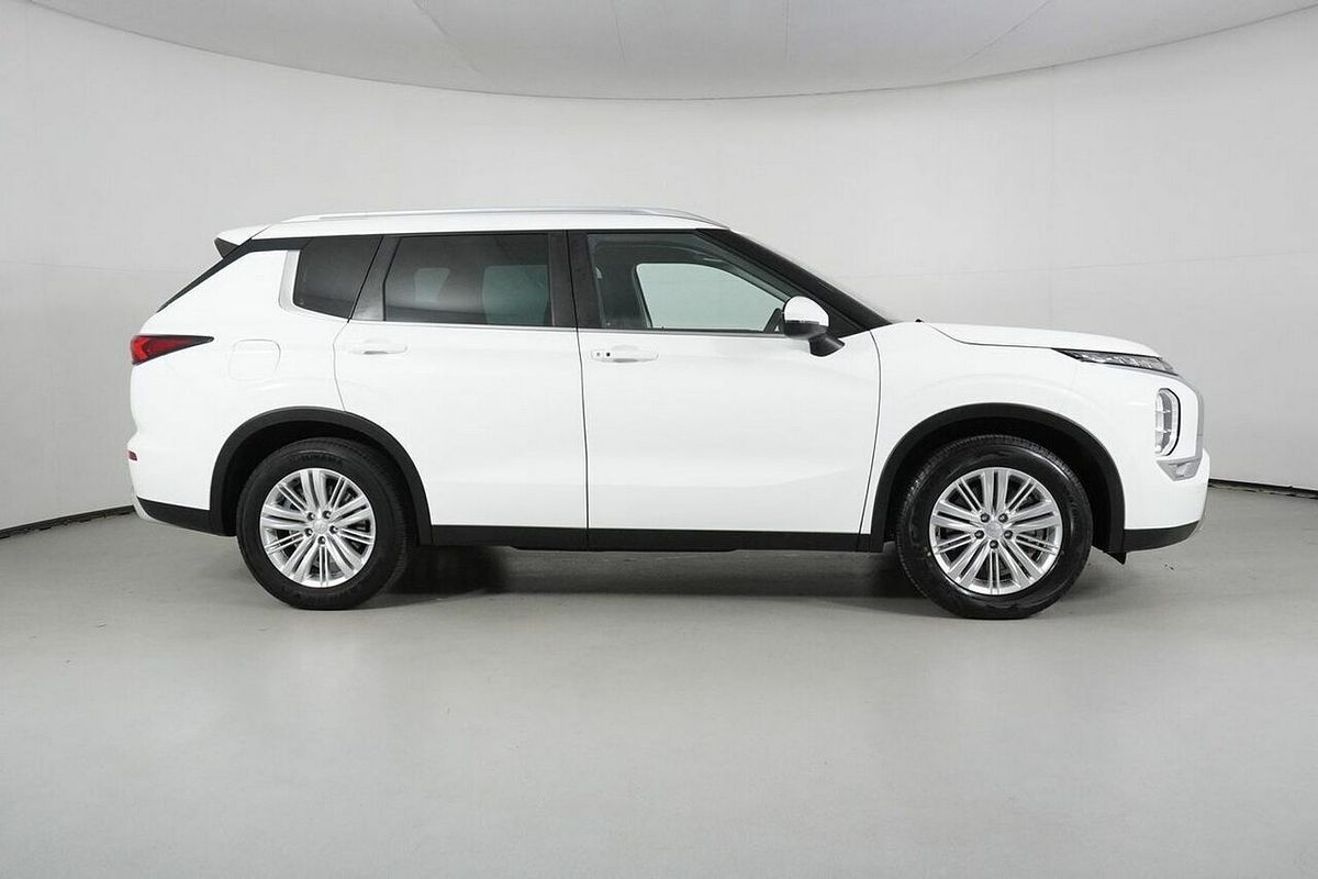 2022 Mitsubishi Outlander LS 7 Seat (AWD) ZM MY23