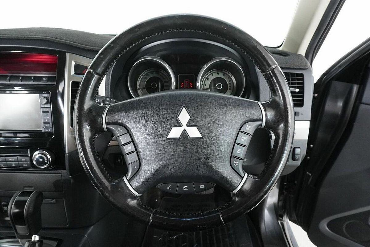 2015 Mitsubishi Pajero GLS LWB (4x4) NX MY15
