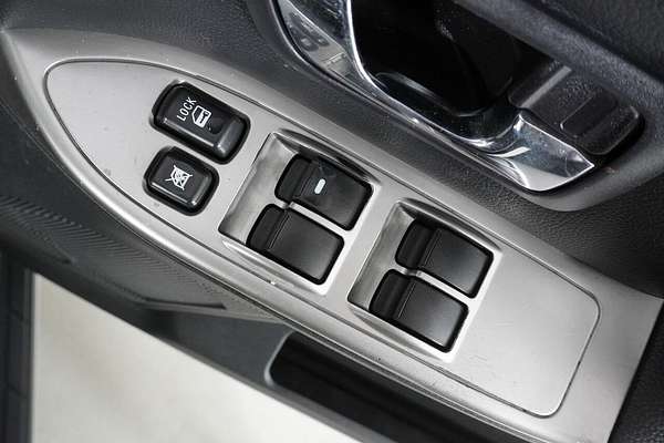 2015 Mitsubishi Pajero GLS LWB (4x4) NX MY15