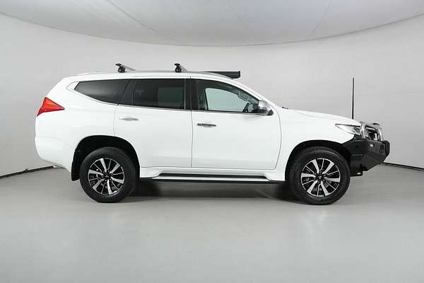 2016 Mitsubishi Pajero Sport GLS (4x4) 7 Seat MY16