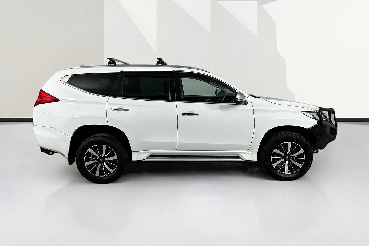 2015 Mitsubishi Pajero Sport GLX (4x4) QE