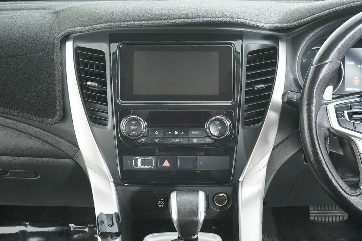 2016 Mitsubishi Pajero Sport GLS (4x4) 7 Seat MY16