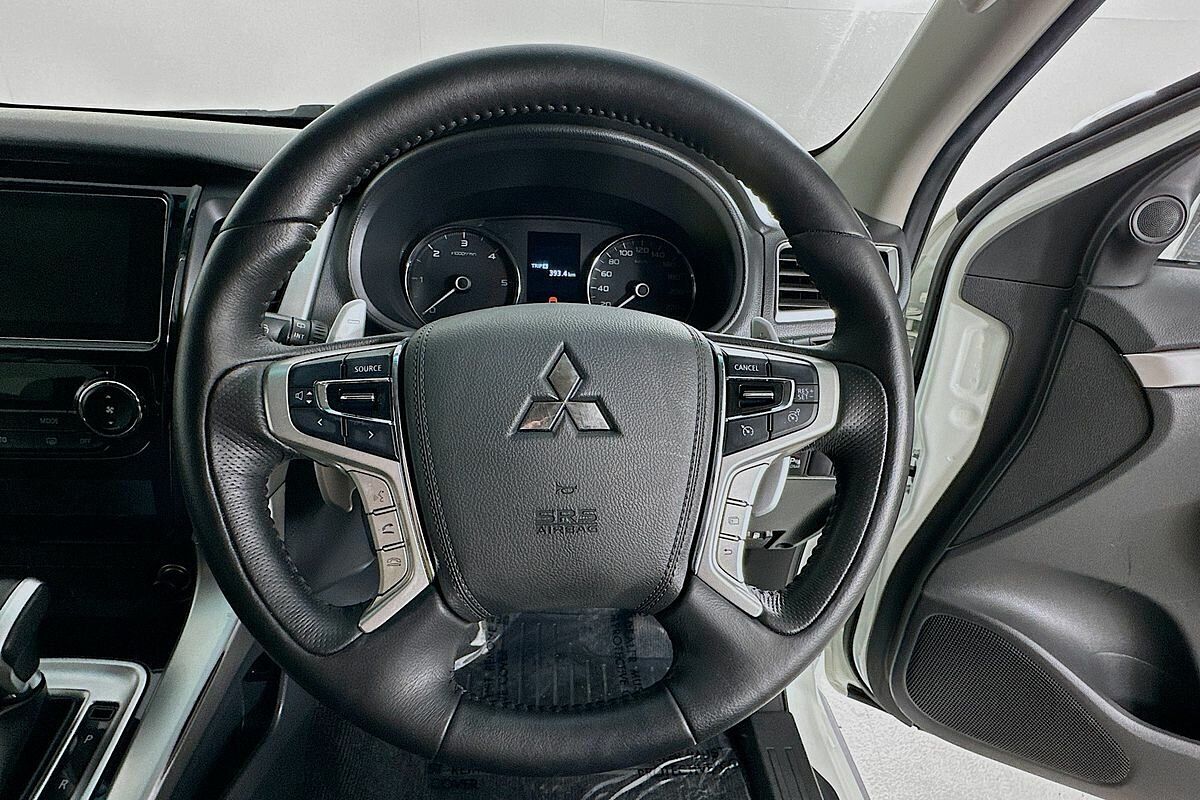 2015 Mitsubishi Pajero Sport GLX (4x4) QE