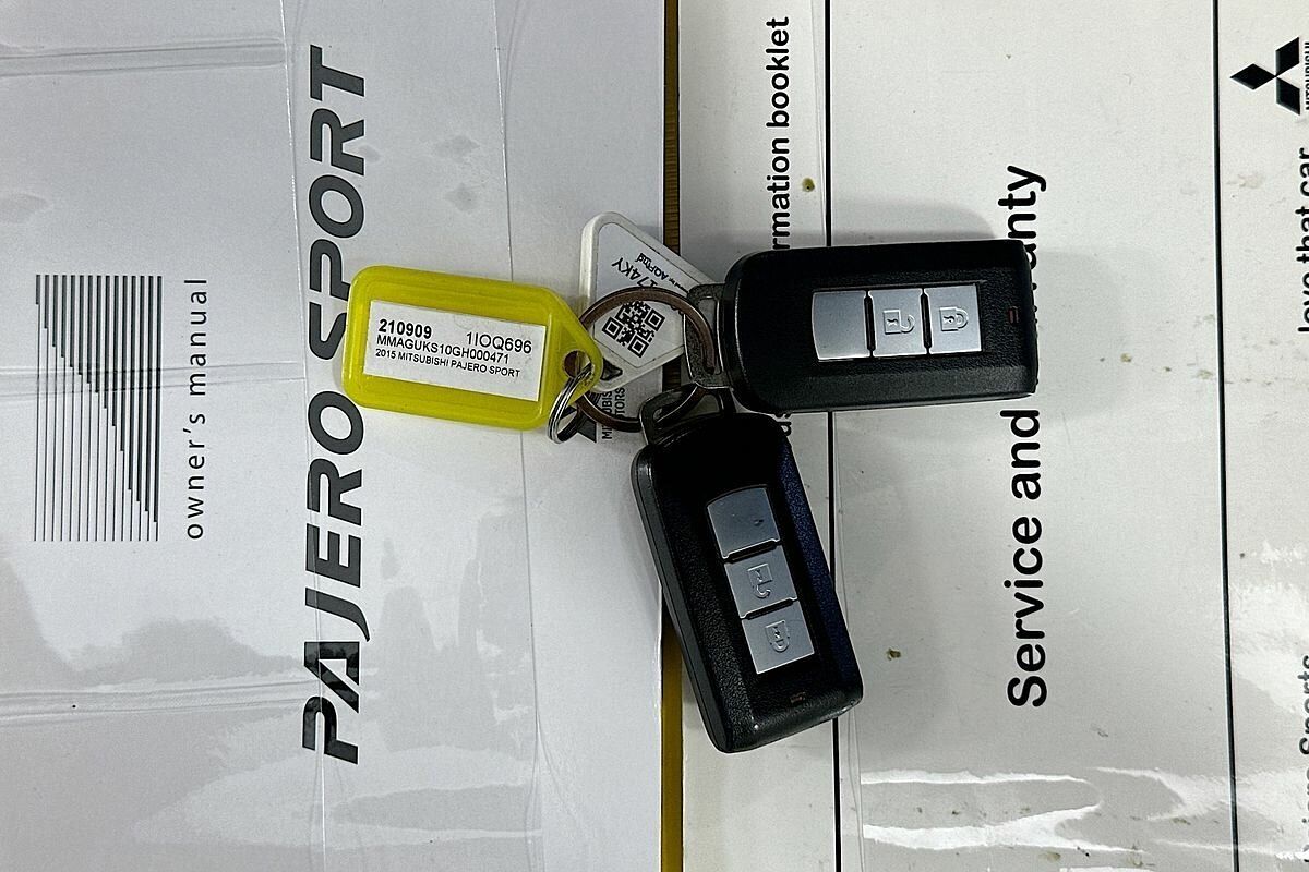 2015 Mitsubishi Pajero Sport GLX (4x4) QE