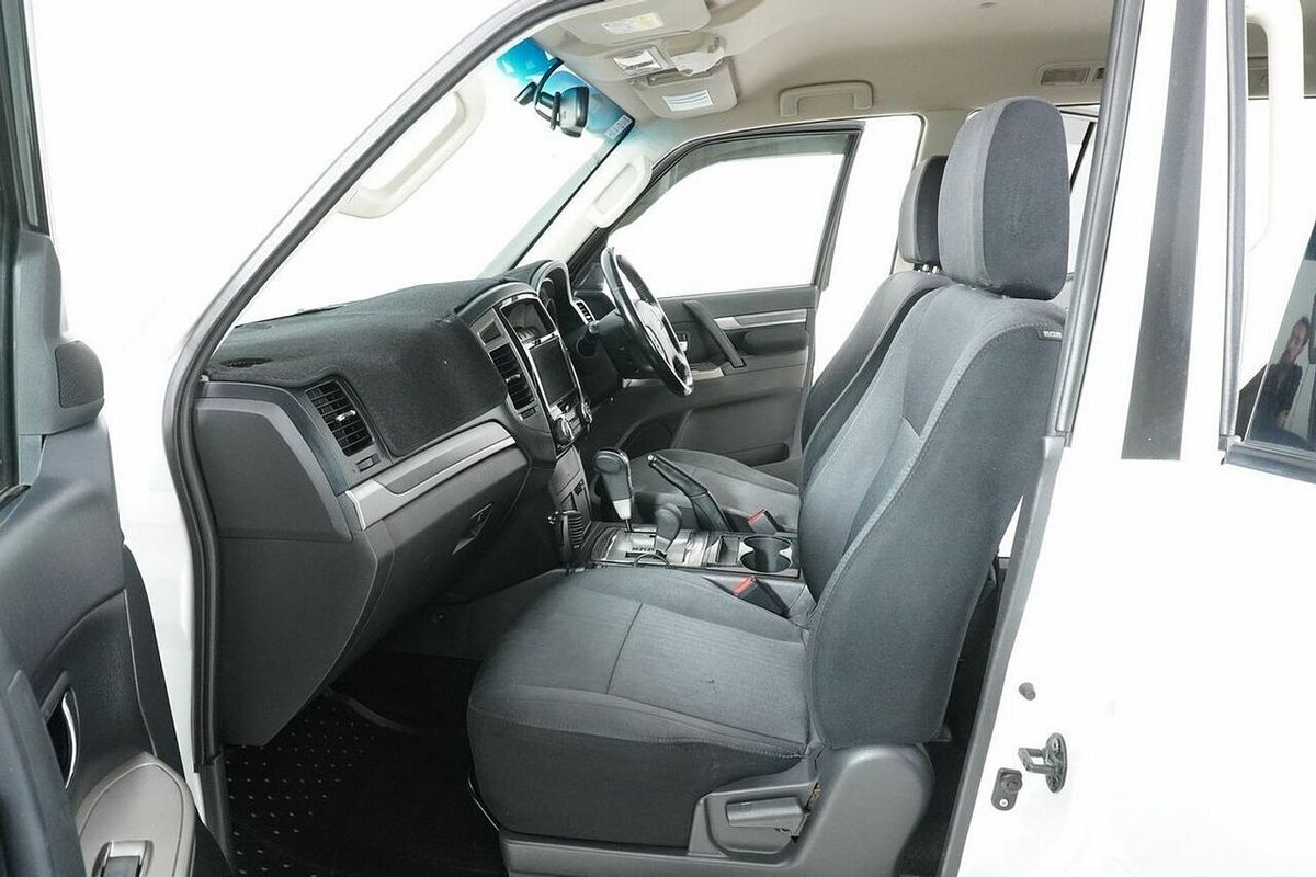 2018 Mitsubishi Pajero GLX LWB (4x4) NX MY18
