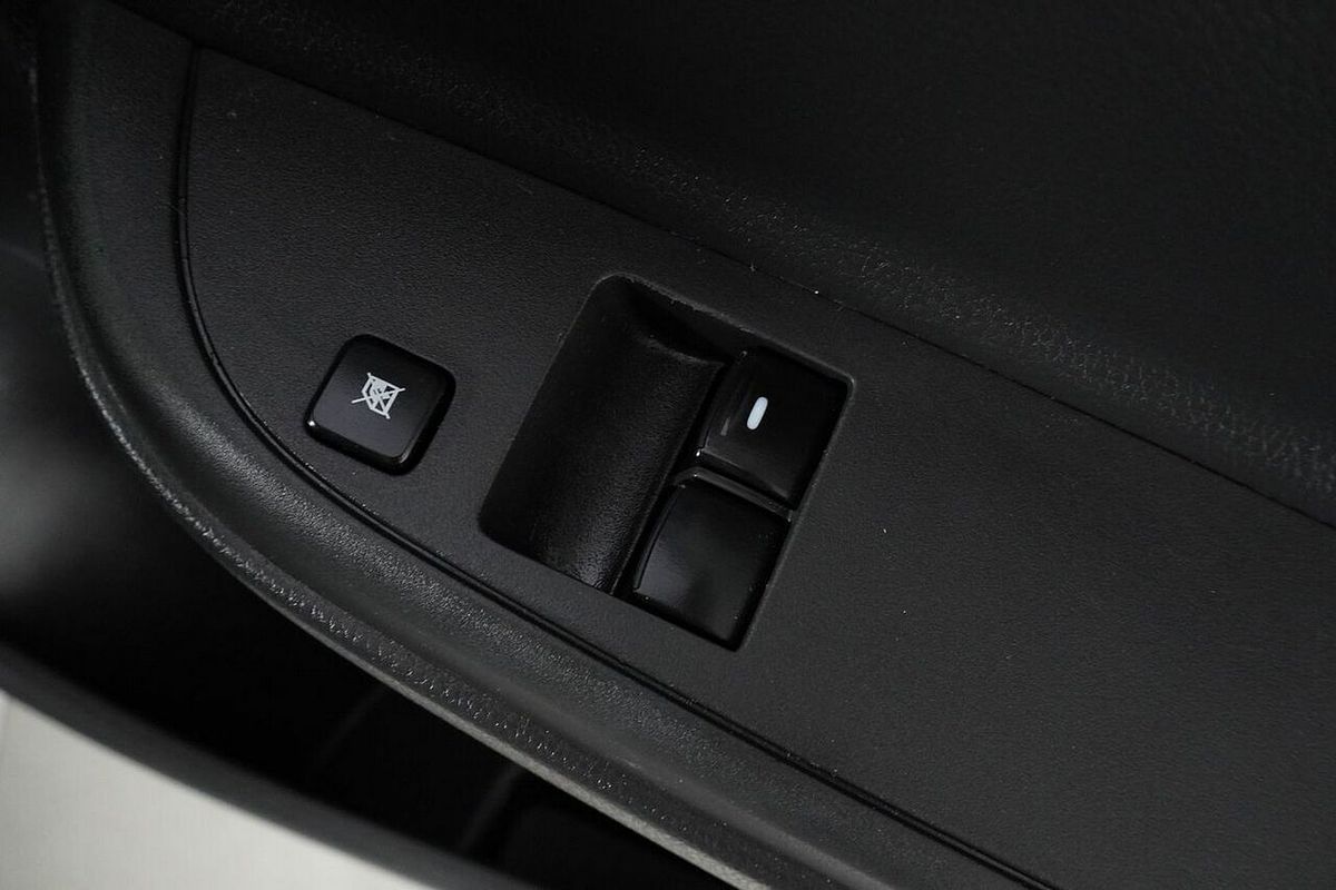 2020 Mitsubishi Triton Glx+ (4x4) MR MY21 4X4