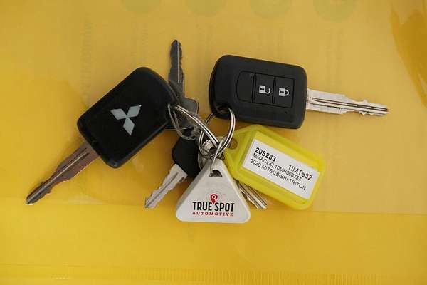 2020 Mitsubishi Triton Glx+ (4x4) MR MY21 4X4
