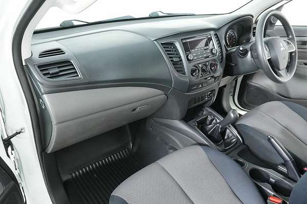2016 Mitsubishi Triton GLX MQ MY16 Rear Wheel Drive
