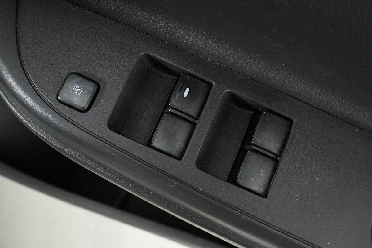 2020 Mitsubishi Triton GLX Plus (4x4) MR MY20 4X4