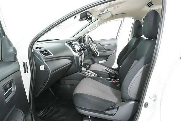 2020 Mitsubishi Triton GLX Plus (4x4) MR MY20 4X4