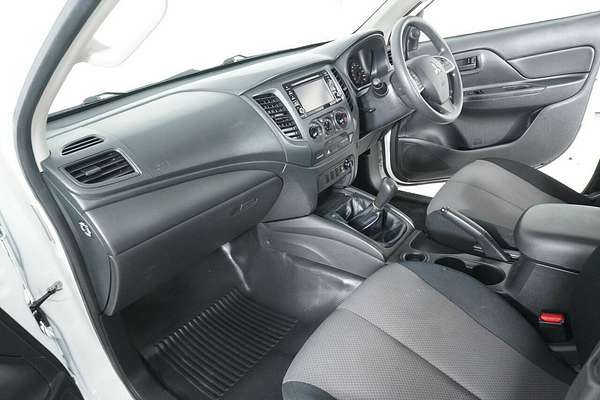 2021 Mitsubishi Triton GLX (4x2) MR MY21 4x2