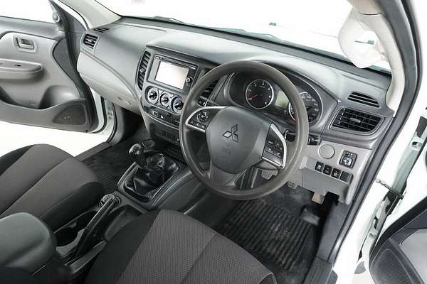 2017 Mitsubishi Triton GLX MQ MY17 Rear Wheel Drive