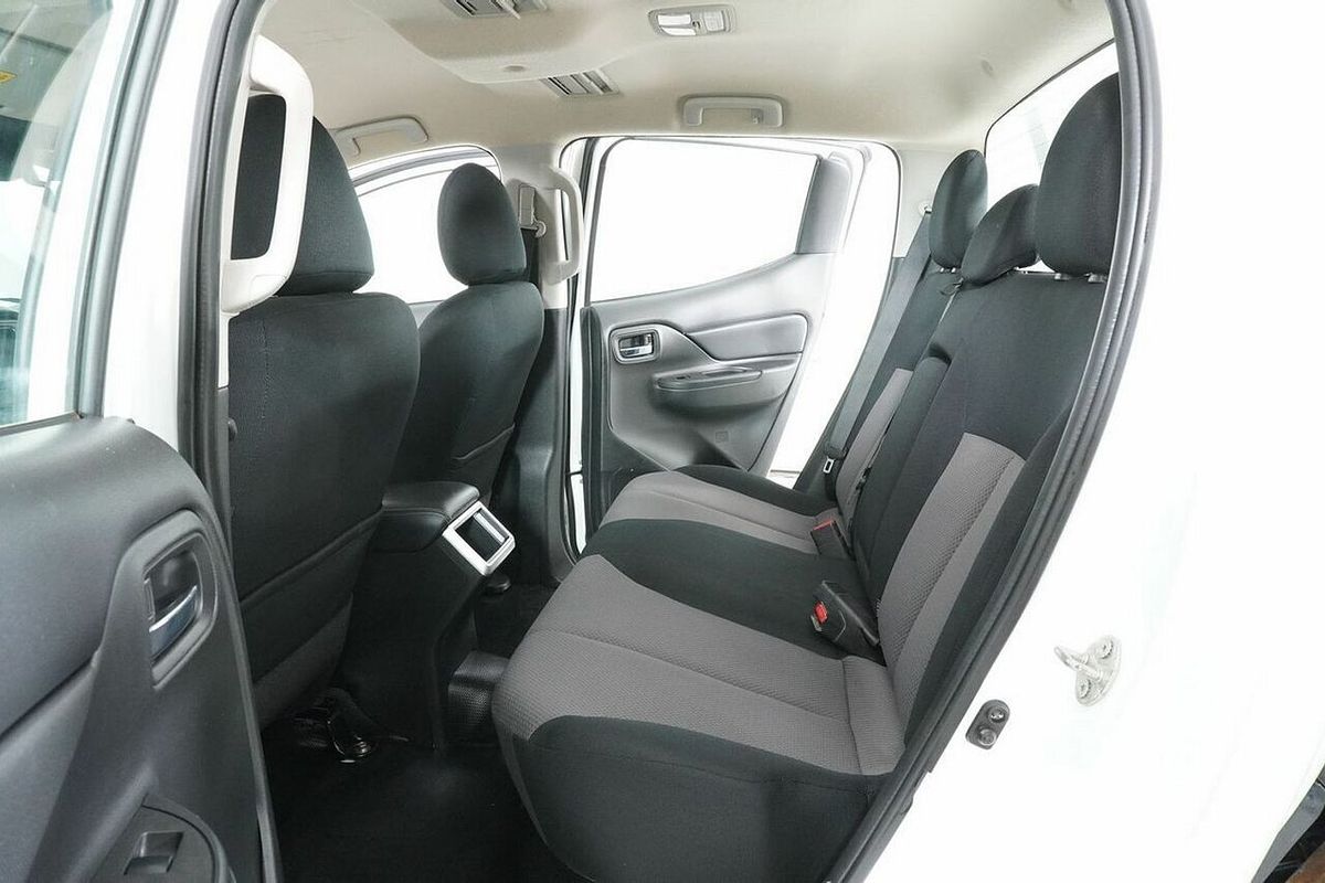 2020 Mitsubishi Triton GLX Plus (4x4) MR MY20 4X4