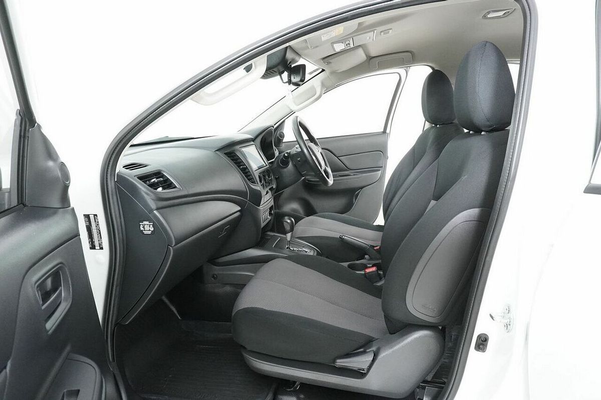 2022 Mitsubishi Triton GLX (4x2) MR MY22 4x2
