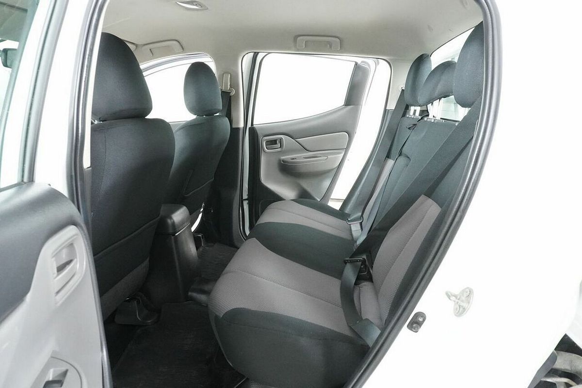 2017 Mitsubishi Triton GLX MQ MY17 Rear Wheel Drive