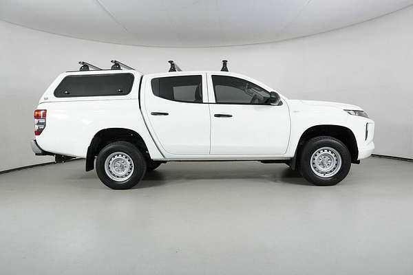 2022 Mitsubishi Triton GLX (4x2) MR MY22 4x2