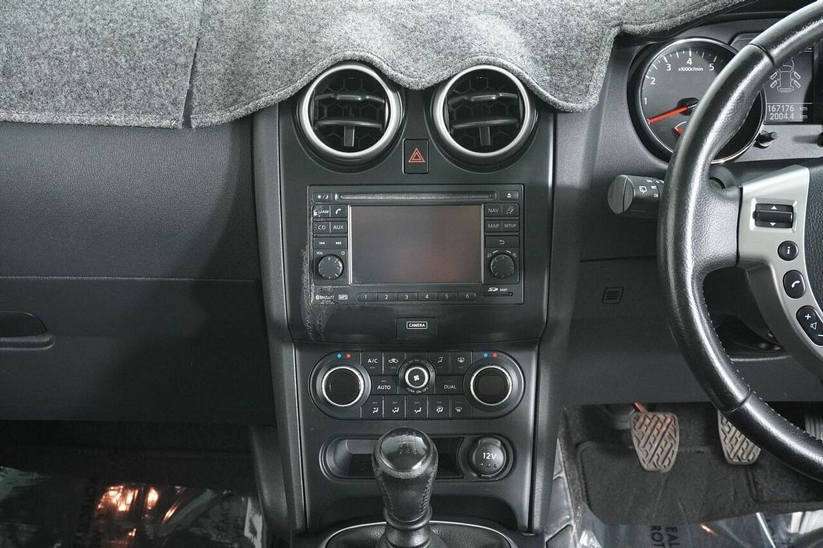 2013 Nissan Dualis TI-L (4x2) J10 MY13