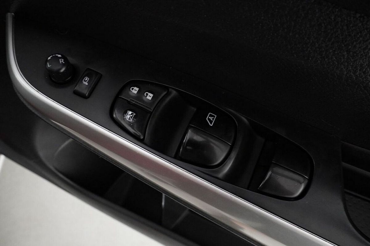 2018 Nissan Navara ST-X (4x2) D23 Series III MY18 4x2