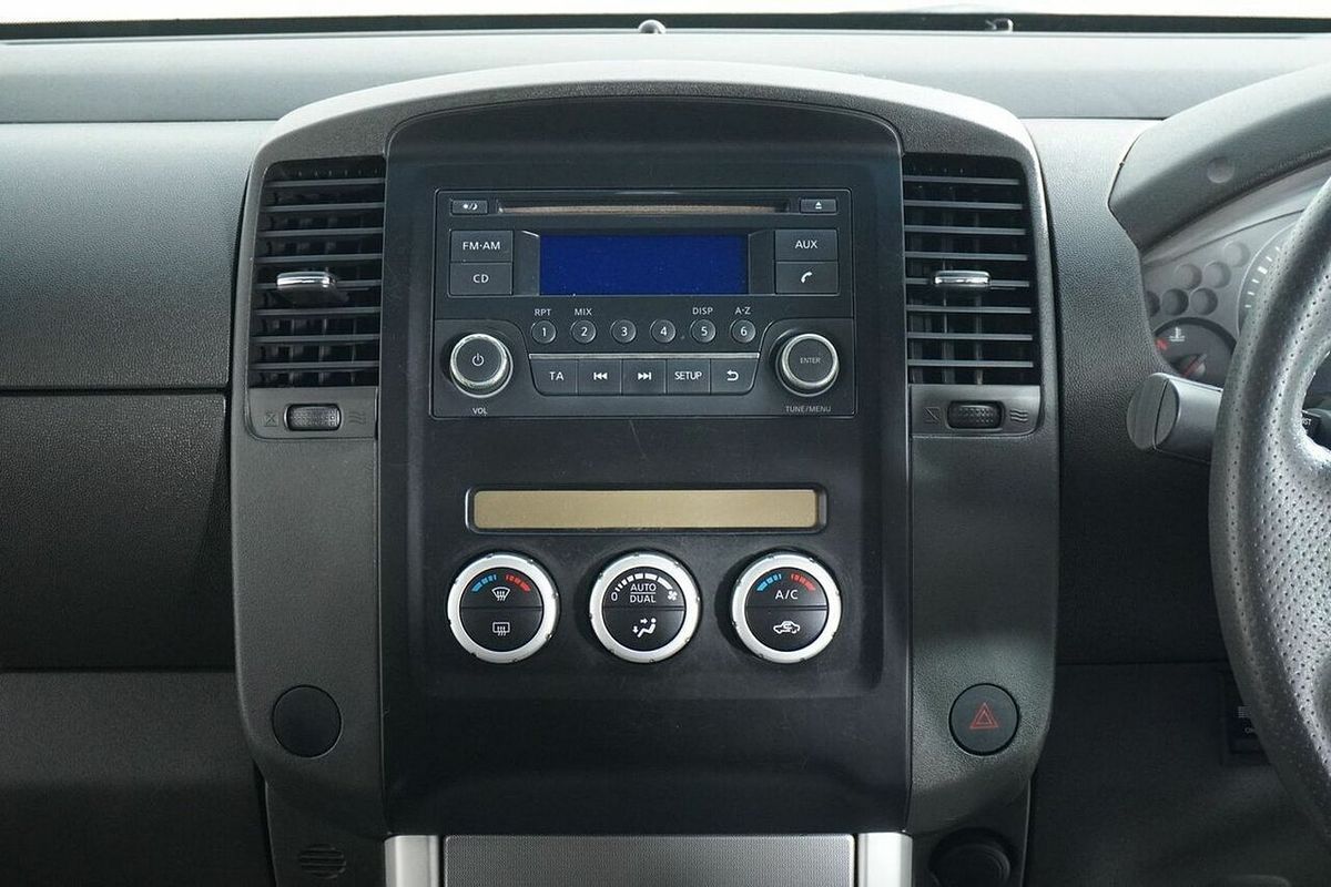 2012 Nissan Navara ST (4x4) D40 4X4