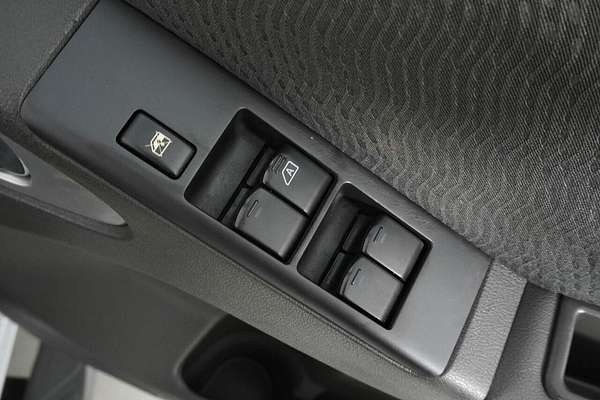 2012 Nissan Navara ST (4x4) D40 4X4