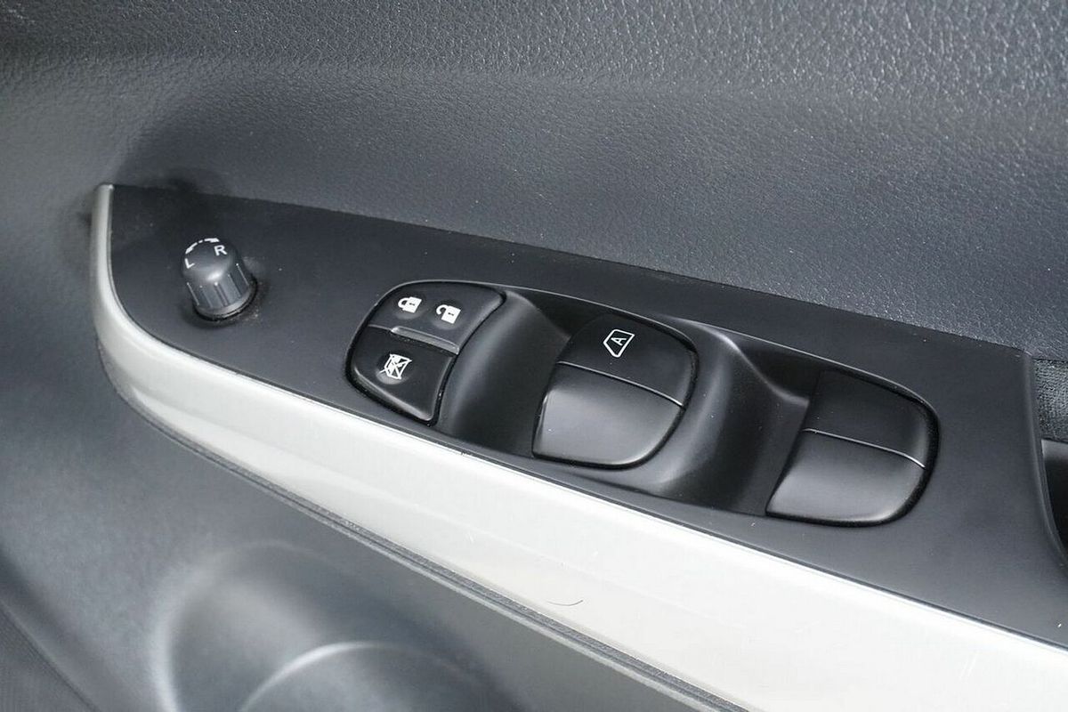 2019 Nissan Navara ST (4x2) (5Yr) D23 Series III MY18 4x2