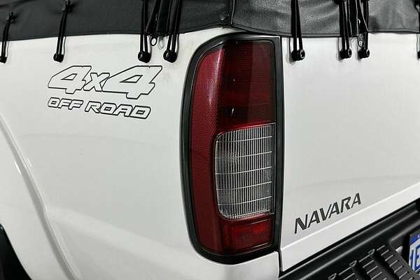 2015 Nissan Navara ST-R (4x4) D22 Series 5 4X4