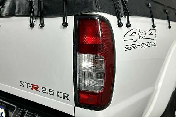 2015 Nissan Navara ST-R (4x4) D22 Series 5 4X4