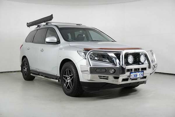 2015 Nissan Pathfinder ST-L (4x4) R52