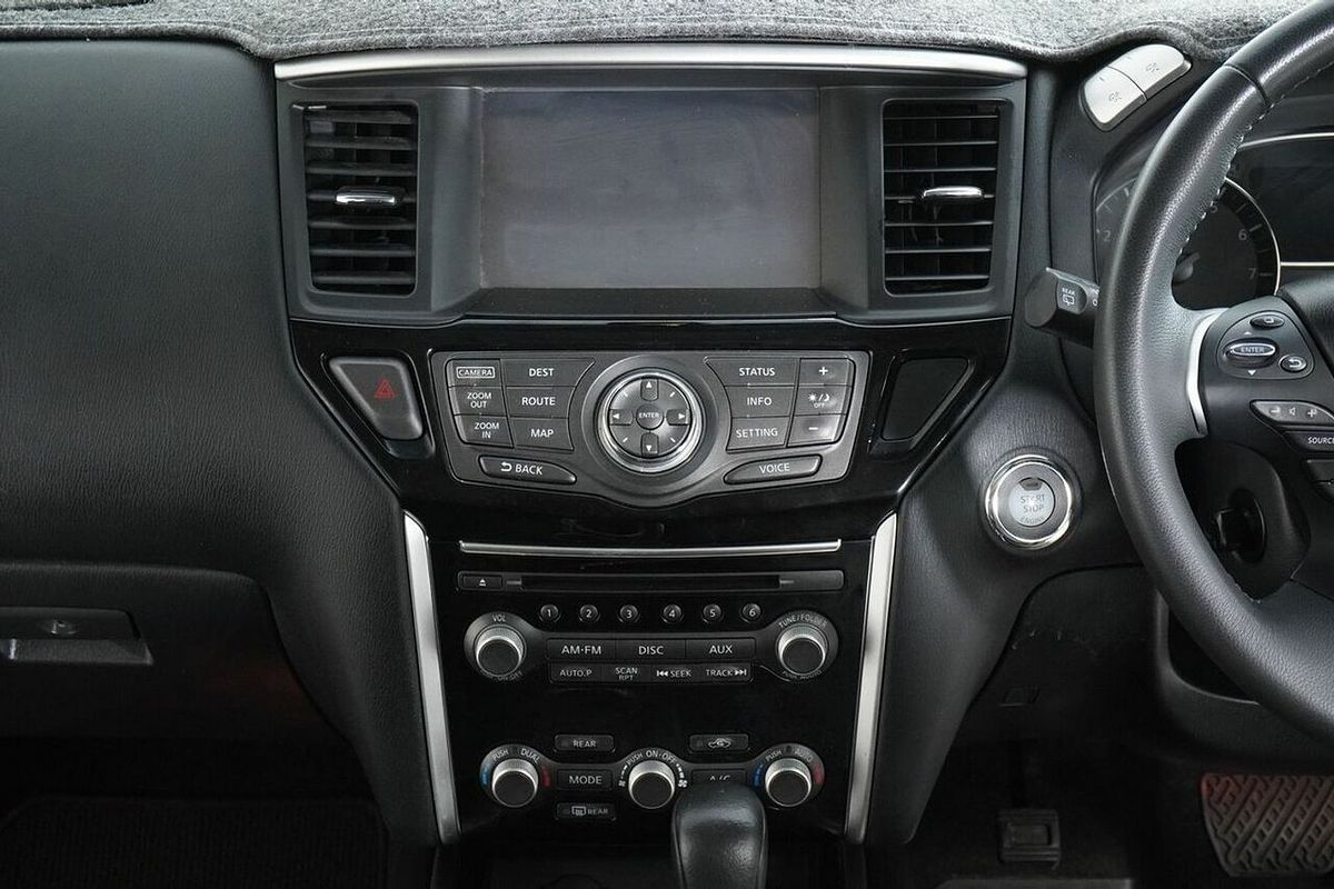 2015 Nissan Pathfinder ST-L (4x4) R52