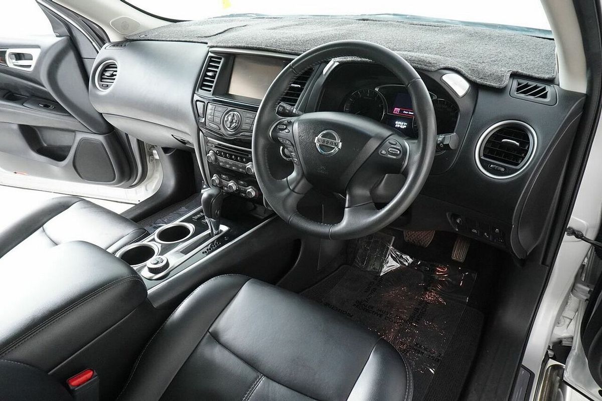 2015 Nissan Pathfinder ST-L (4x4) R52