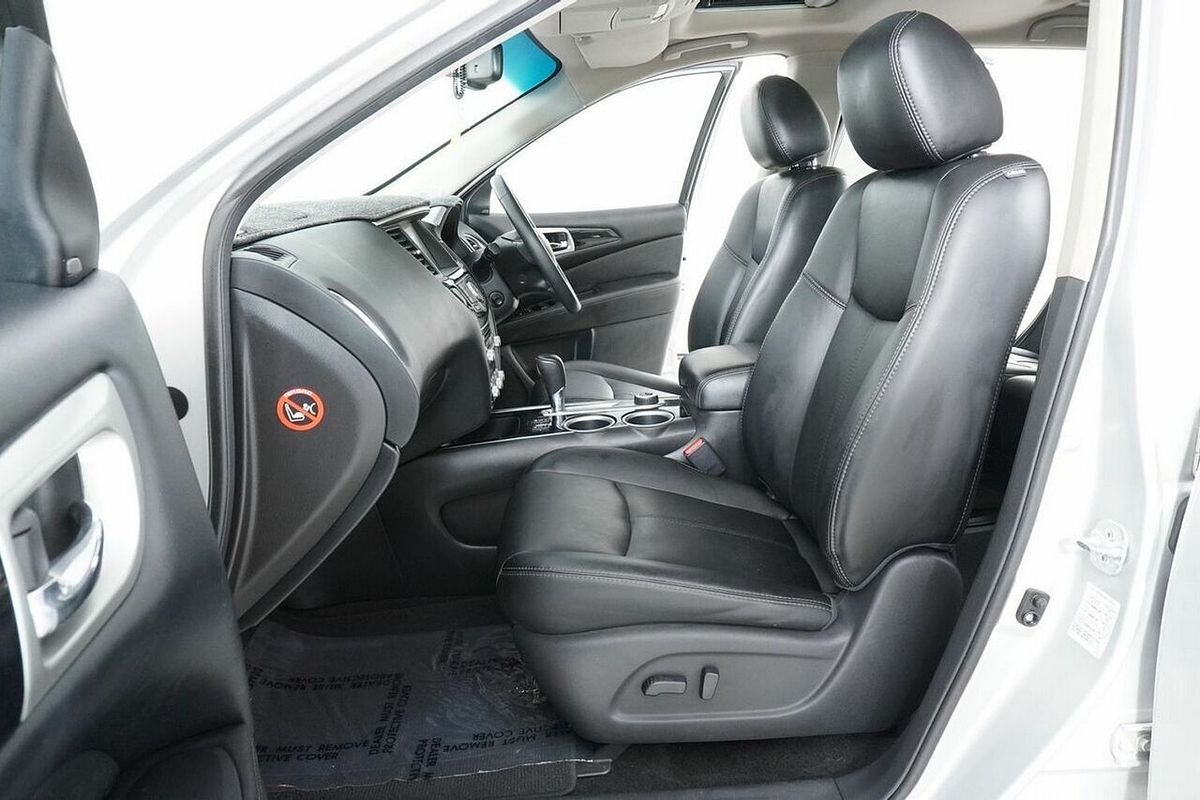 2015 Nissan Pathfinder ST-L (4x4) R52
