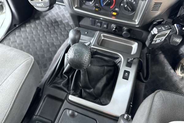 2014 Nissan Patrol ST (4x4) GU Series 9