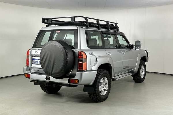 2014 Nissan Patrol ST (4x4) GU Series 9