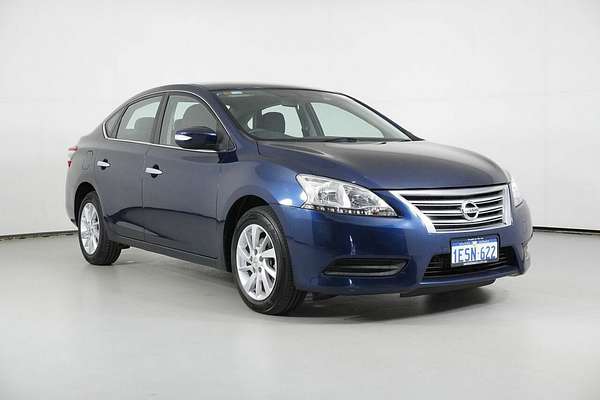 2013 Nissan Pulsar ST B17