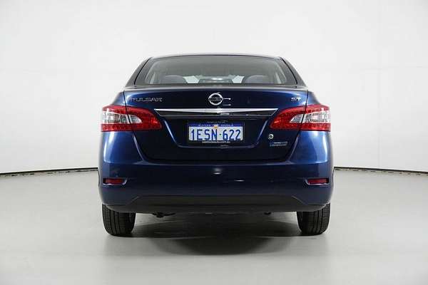 2013 Nissan Pulsar ST B17