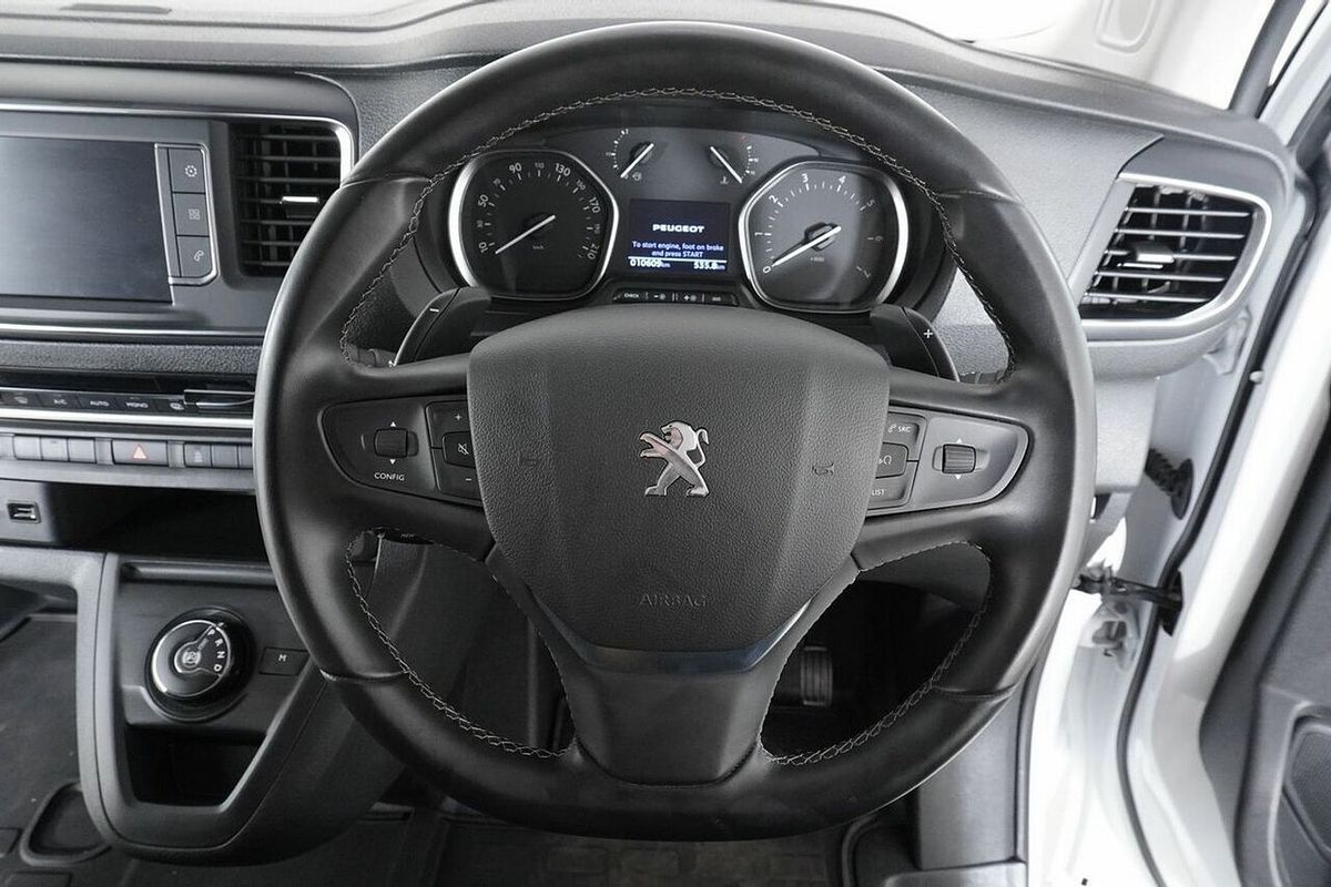 2023 Peugeot Expert PRO Short KO MY23