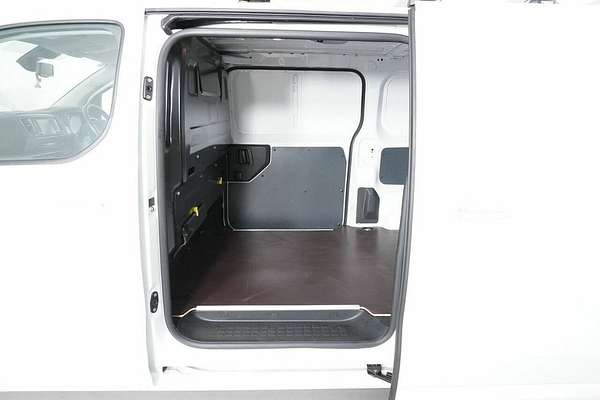 2023 Peugeot Expert PRO Short KO MY23