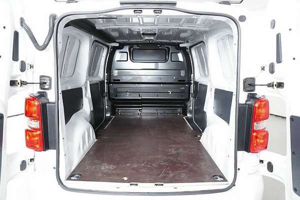 2023 Peugeot Expert PRO Short KO MY23