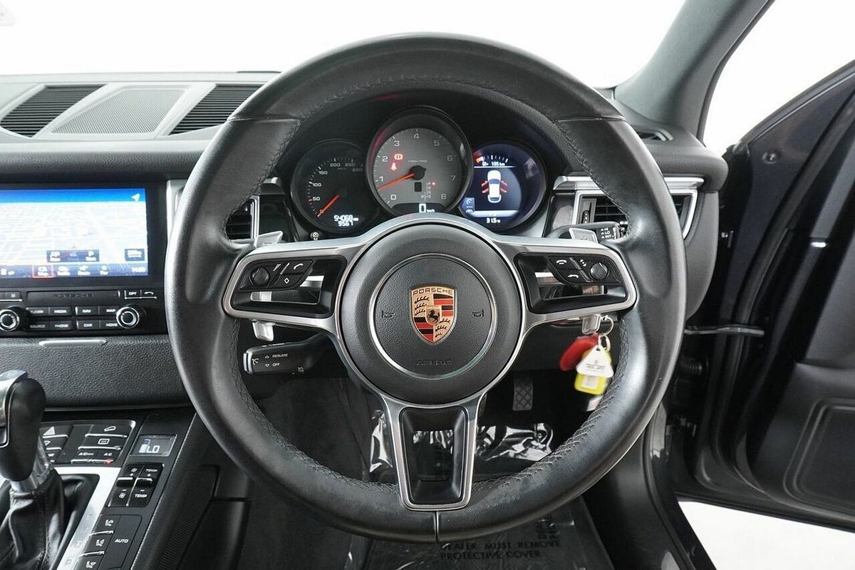 2018 Porsche Macan S 95B MY18