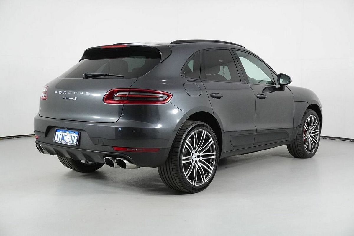 2018 Porsche Macan S 95B MY18
