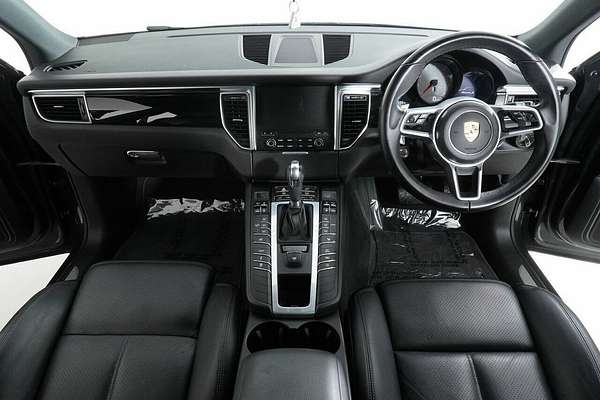 2018 Porsche Macan S 95B MY18