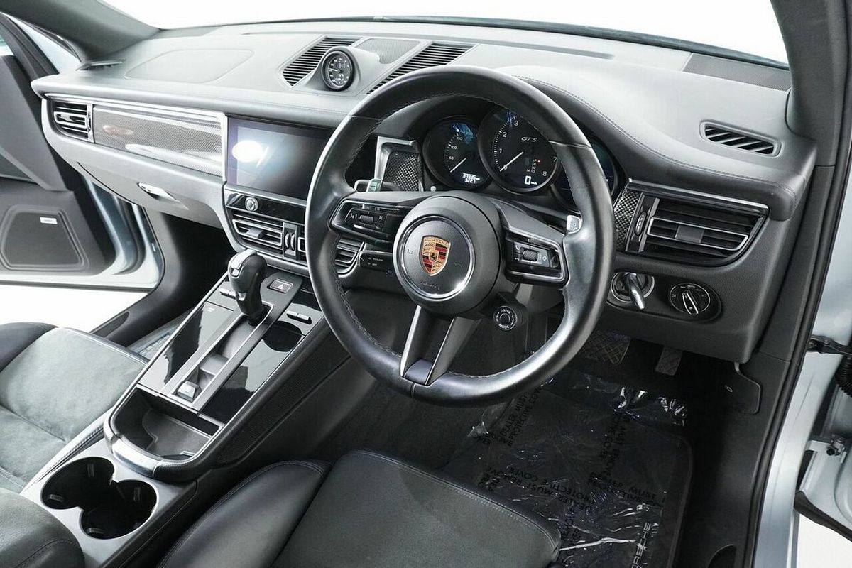 2022 Porsche Macan GTS 95B MY22