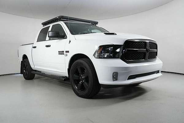 2021 RAM 1500 Express Rambox DS MY21 4X4