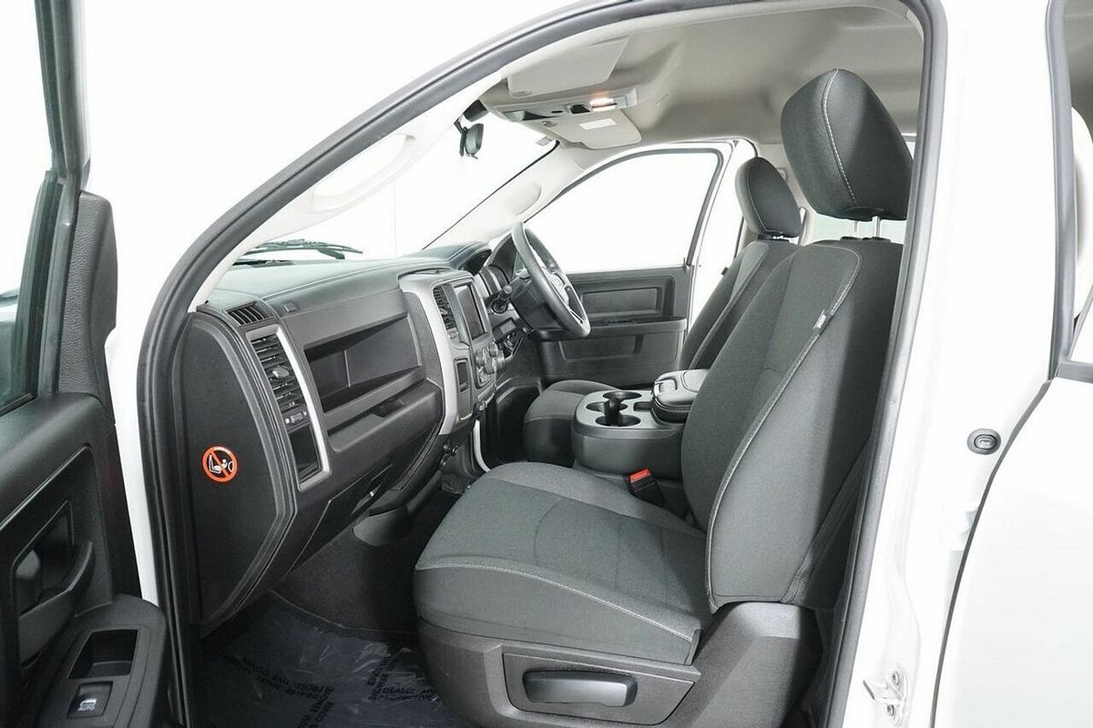2021 RAM 1500 Express Rambox DS MY21 4X4