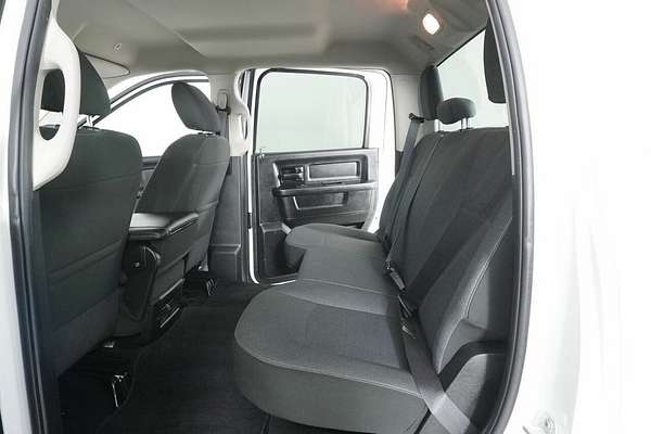 2021 RAM 1500 Express Rambox DS MY21 4X4